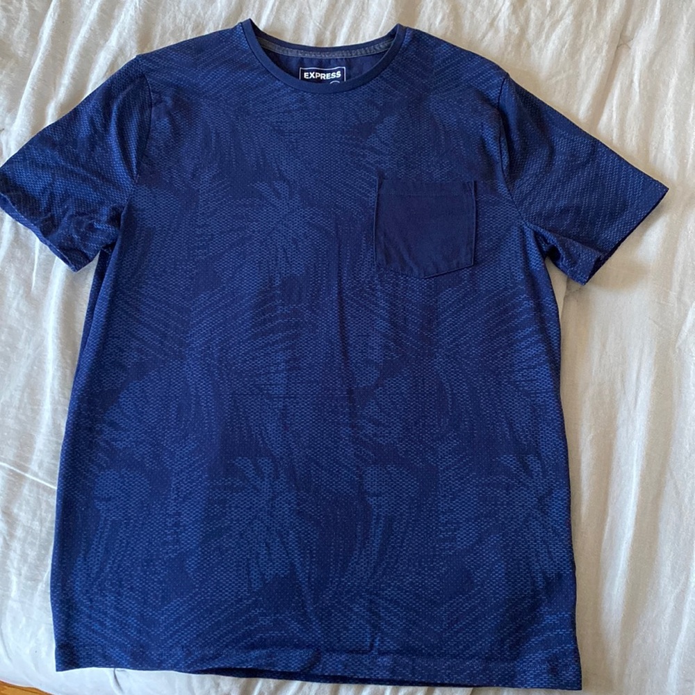 Express T Shirt